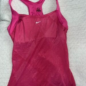 Nike pink workout tennis tank top